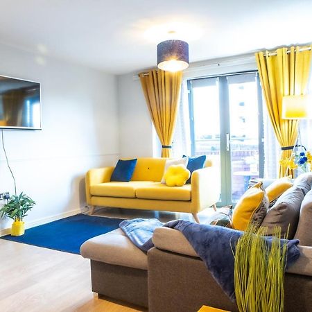 Newly Furnished Appartment Near Train Station Wolverhampton Eksteriør billede