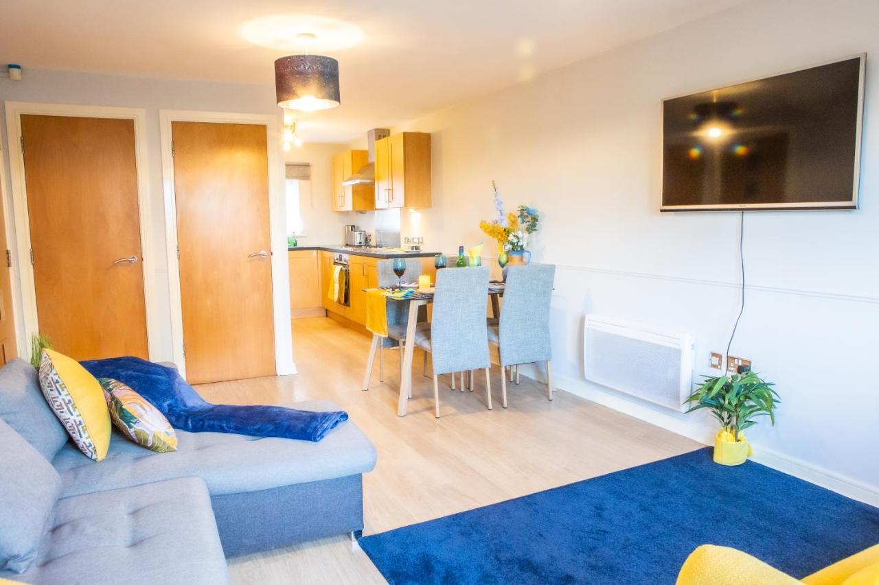 Newly Furnished Appartment Near Train Station Wolverhampton Eksteriør billede