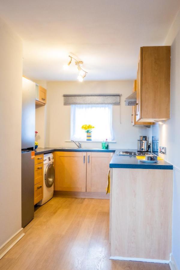 Newly Furnished Appartment Near Train Station Wolverhampton Eksteriør billede