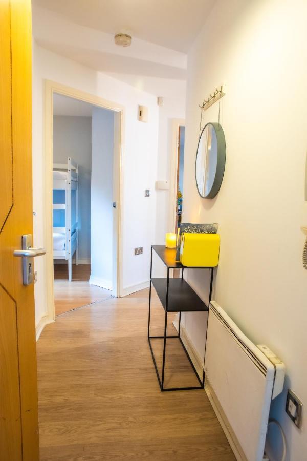 Newly Furnished Appartment Near Train Station Wolverhampton Eksteriør billede
